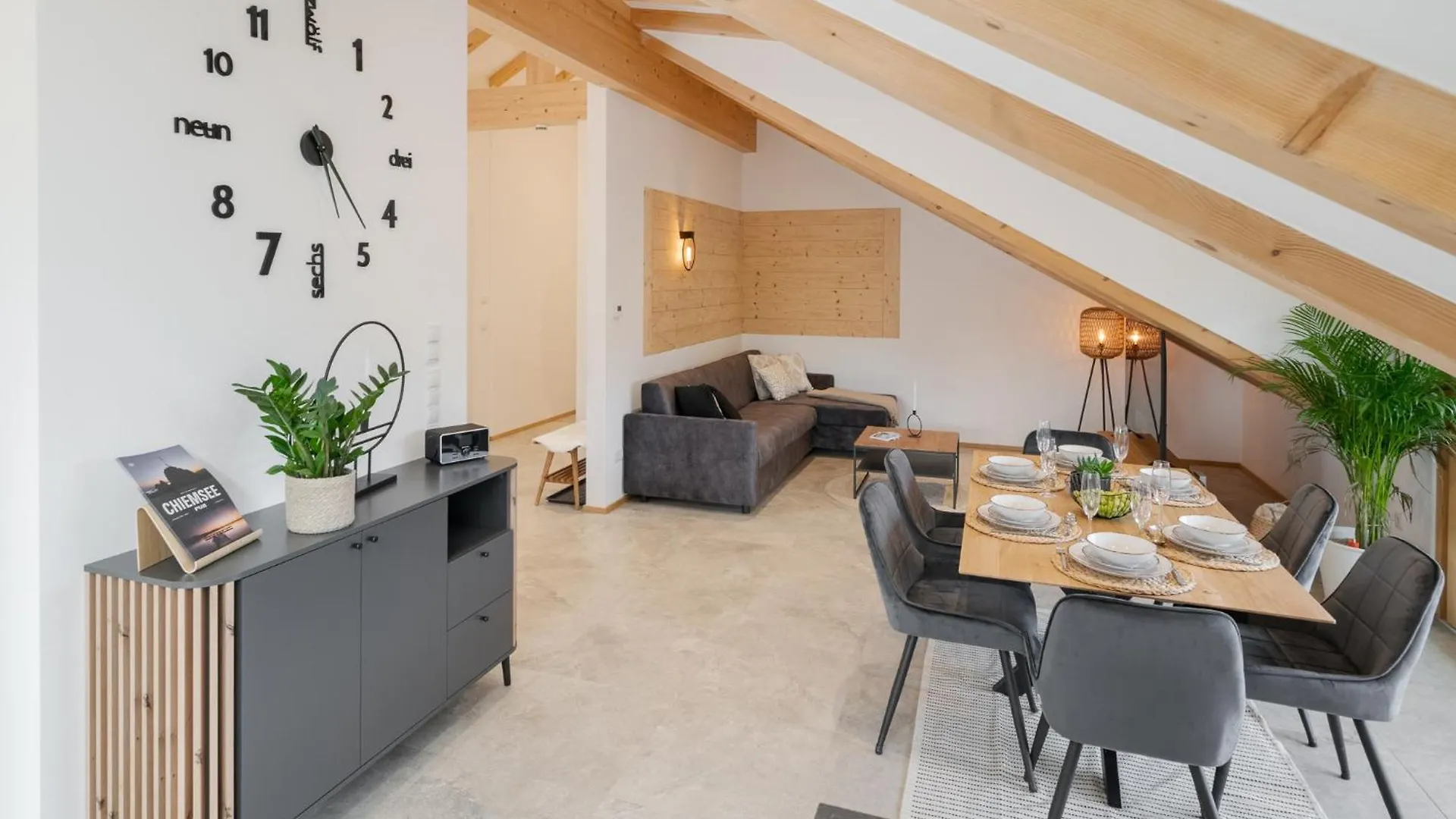 Fenjoy: Ferienapartment Mit Bergblick / Balkon / Bbq Bernau am Chiemsee Germany