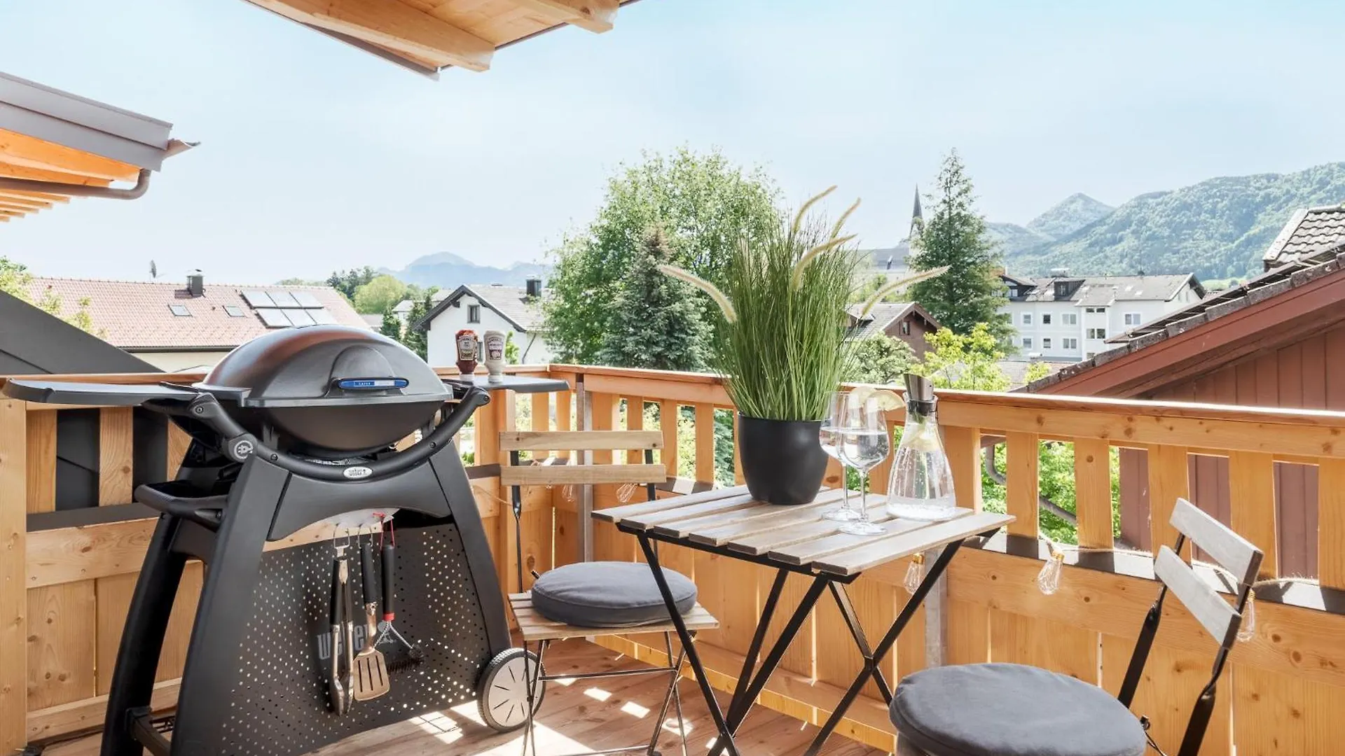 Fenjoy: Ferienapartment Mit Bergblick / Balkon / Bbq Bernau am Chiemsee Apartment
