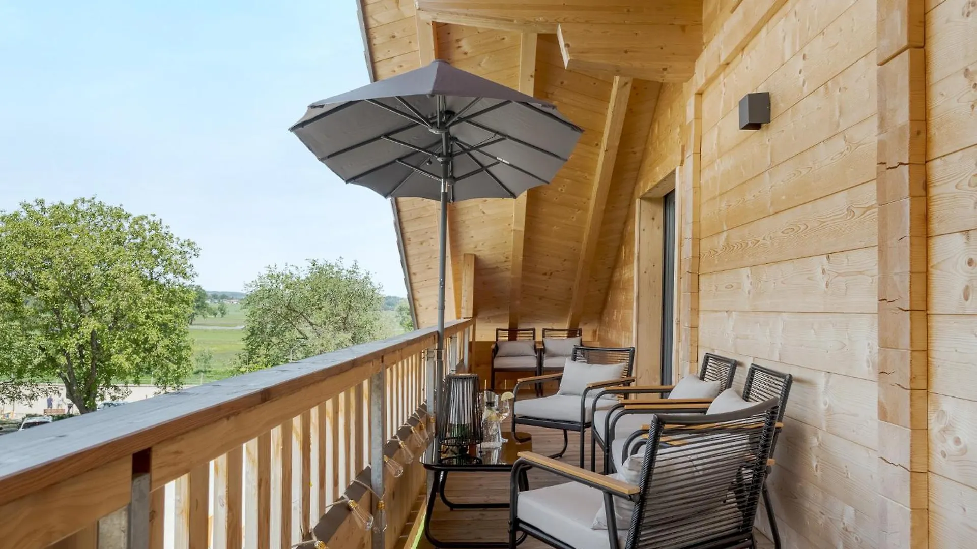 Apartment Fenjoy: Ferienapartment Mit Bergblick / Balkon / Bbq Bernau am Chiemsee